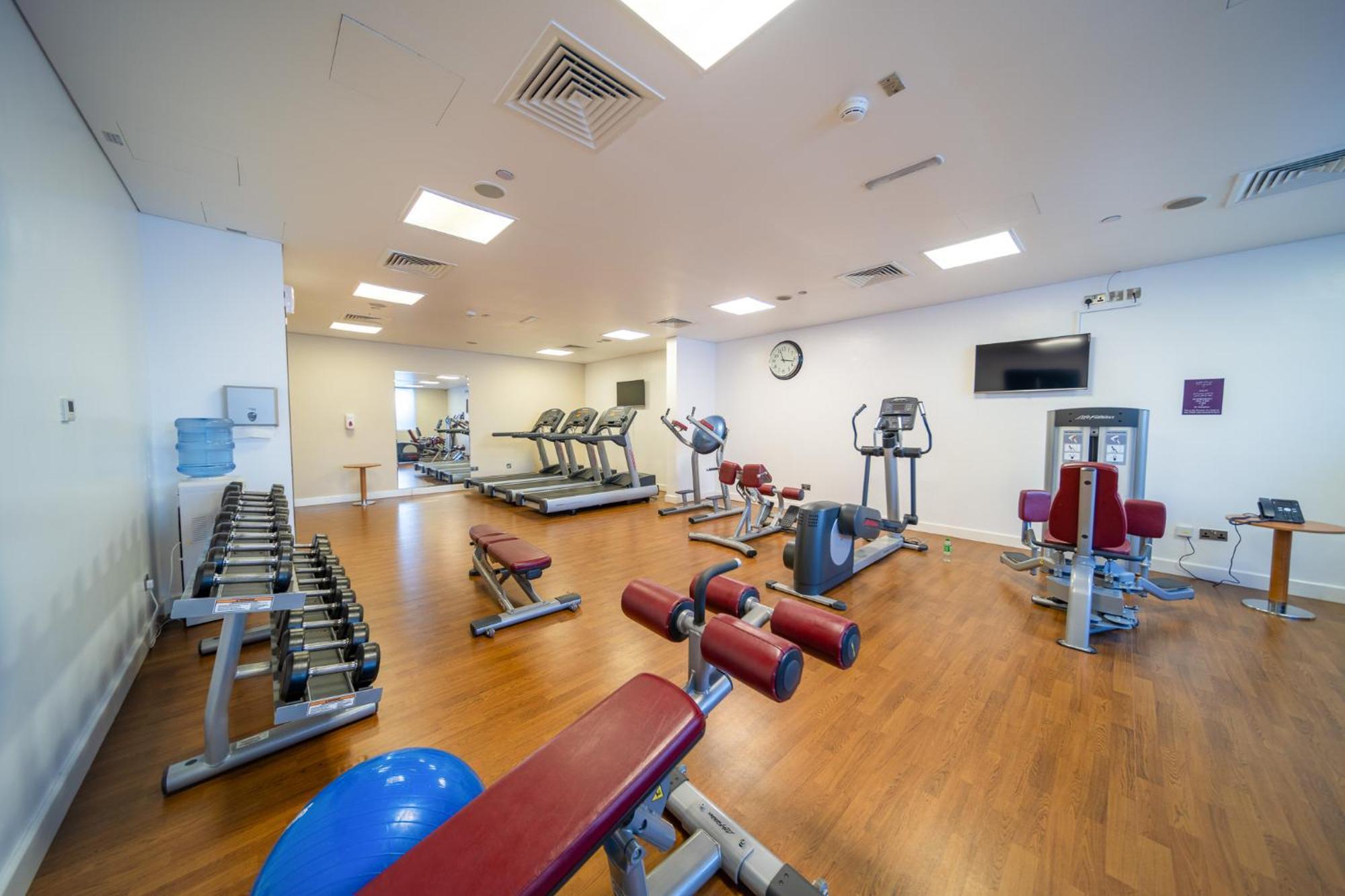 Premier Airport Business Park Готель 3*